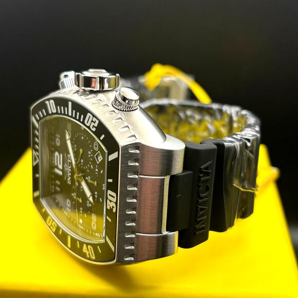 Invicta 47282 Pro Diver Airlock Men's Chronograph Black Dial Silicone Strap New - Picture 4 of 17